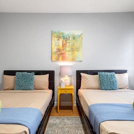 Ensuite Apt On Collins Ave Miami Beach Esterno foto